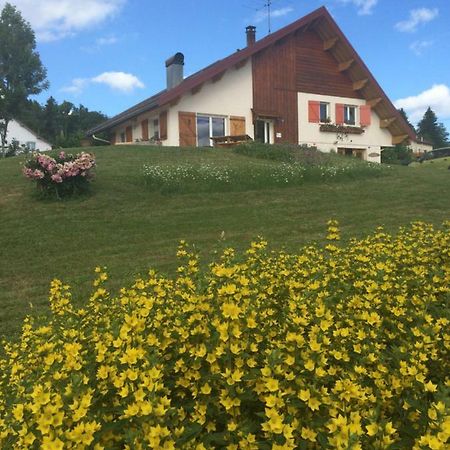 Au Charnet Bed and Breakfast Les Fourgs Eksteriør billede